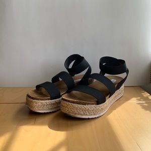 Steve Madden platform sandals